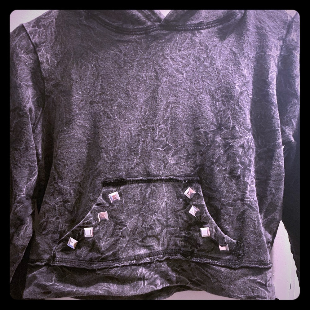 Long sleeve crop top